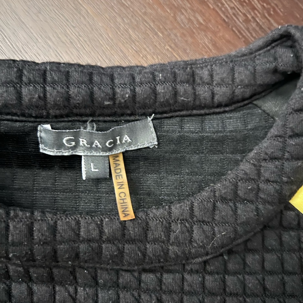 Sweatshirt - Picture 4 of 5